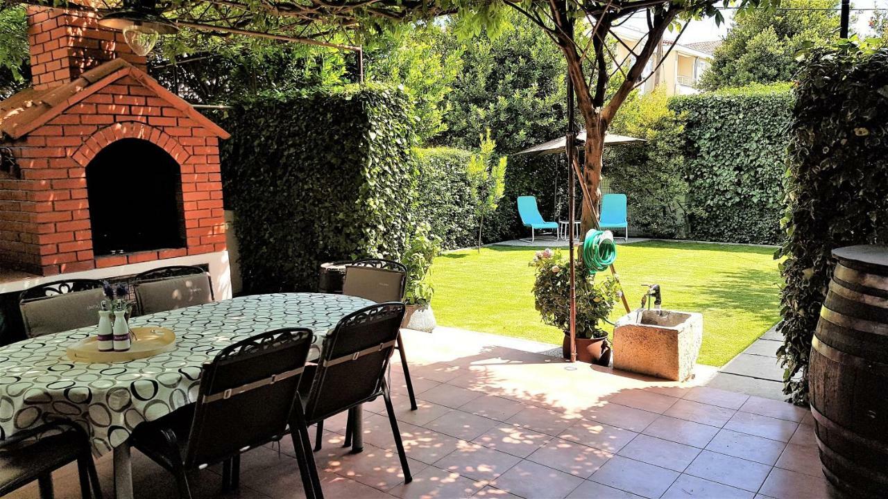 Apartment Bezic Kaštela Esterno foto