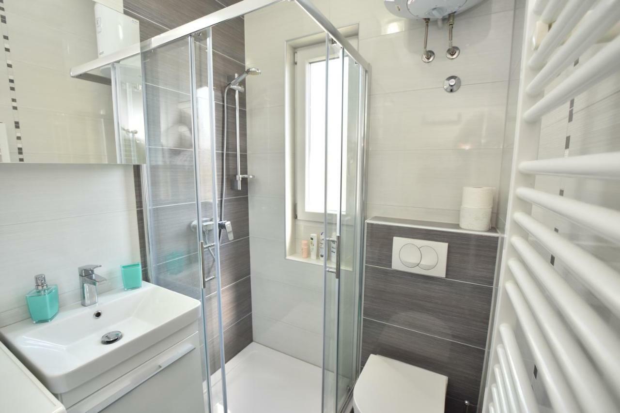 Apartment Bezic Kaštela Esterno foto